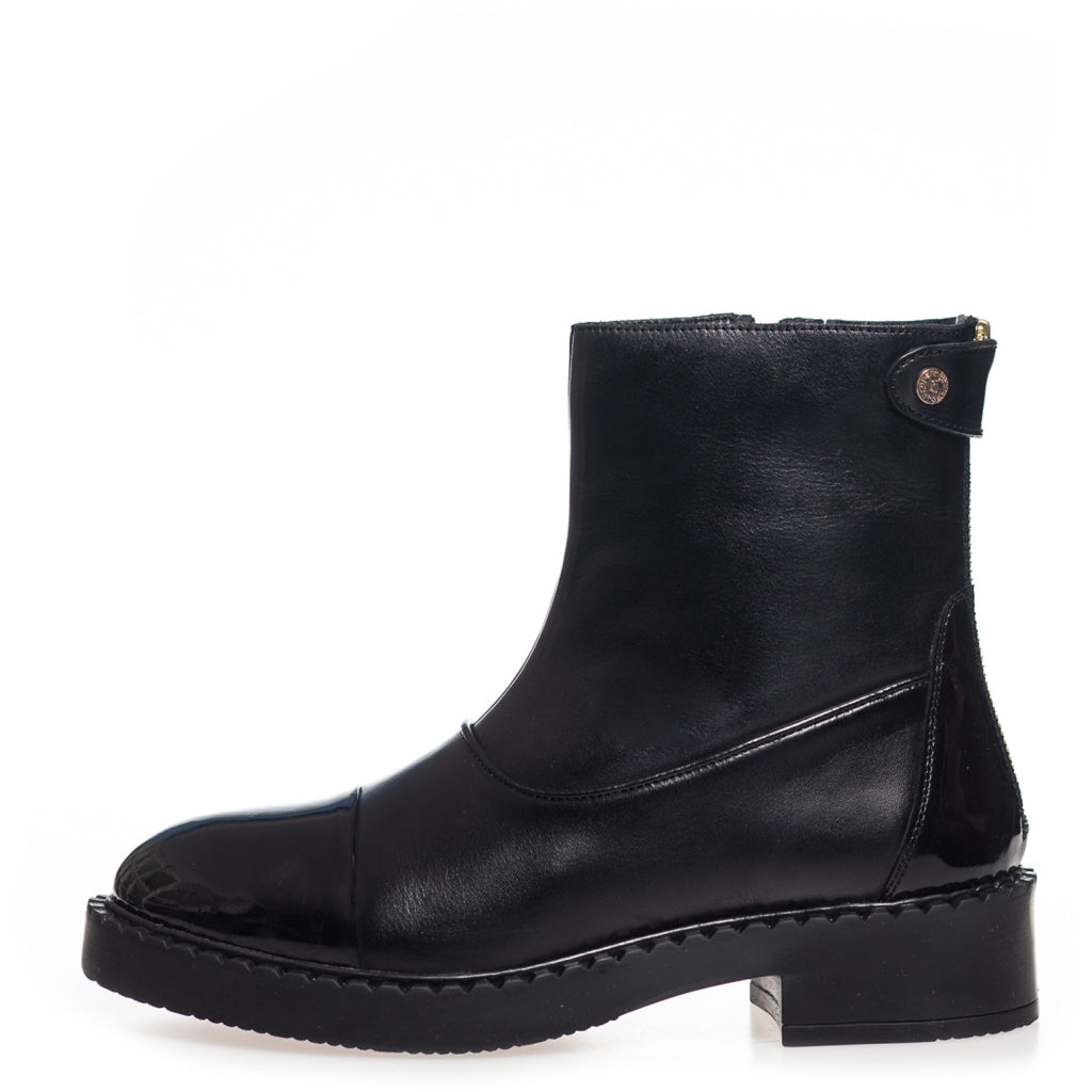 AMIE BOOTS PATENT BLACK PATENT –