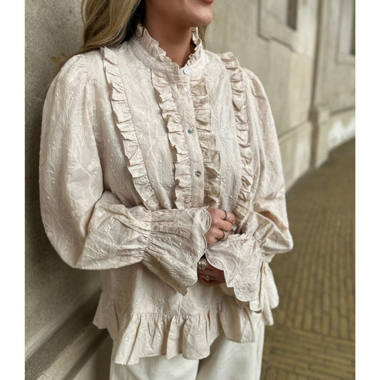 STORIES FROM THE ATELIER by COPENHAGENSHOES THE VIBE TOP CLOTHES 0002 BEIGE