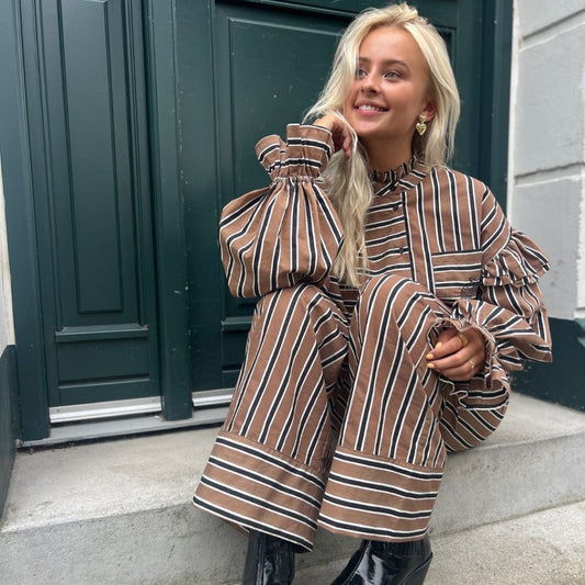 STORIES FROM THE ATELIER by COPENHAGENSHOES WHEN YOU LISTEN TOP SHIRT 0895 COFFEE STRIPE