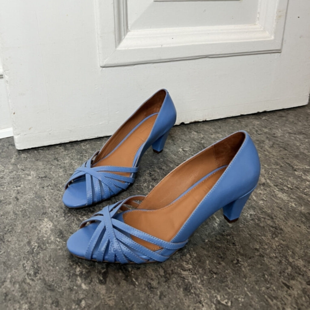 COPENHAGEN SHOES ALL I NEED LEATHER Heels 1202 ELECTRIC BLUE