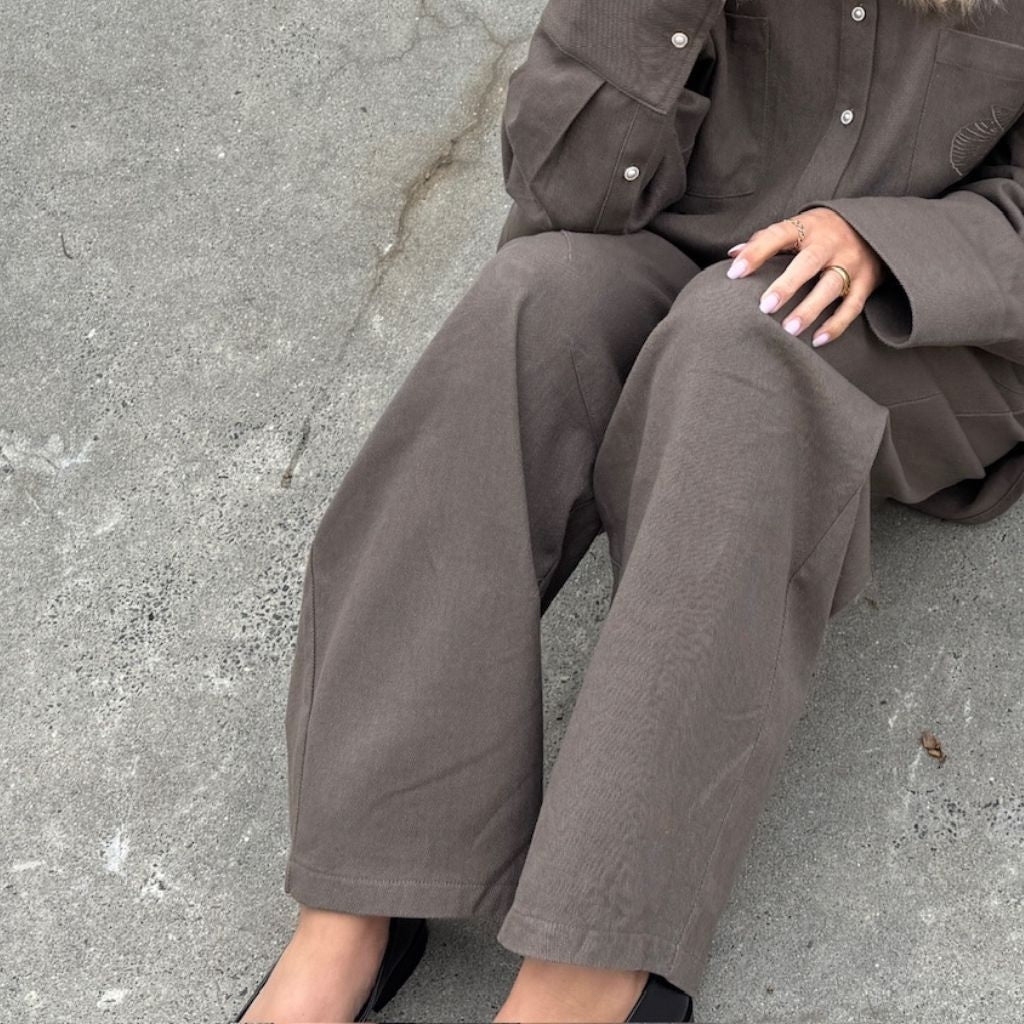 STORIES FROM THE ATELIER by COPENHAGENSHOES BE YOU PANTS PANTS 307 Earth