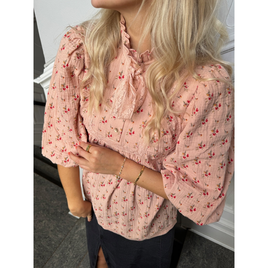 STORIES FROM THE ATELIER by COPENHAGENSHOES COPENHAGEN BREEZE SHIRT 2970 ROSE