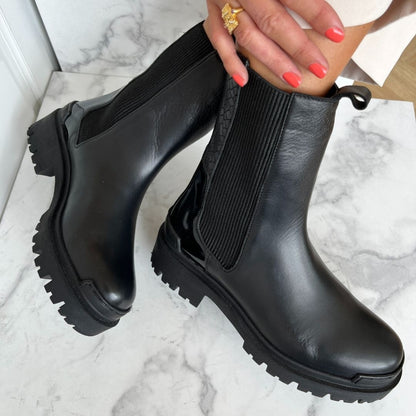 COPENHAGEN SHOES DAY DREAMING Laarzen 1207 BLACK W/PATENT HEEL