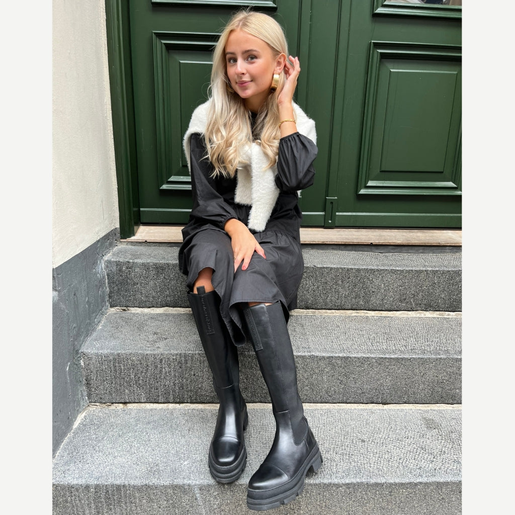 COPENHAGEN SHOES FOLLOW ME Long boot 002 Black (with black stiches)
