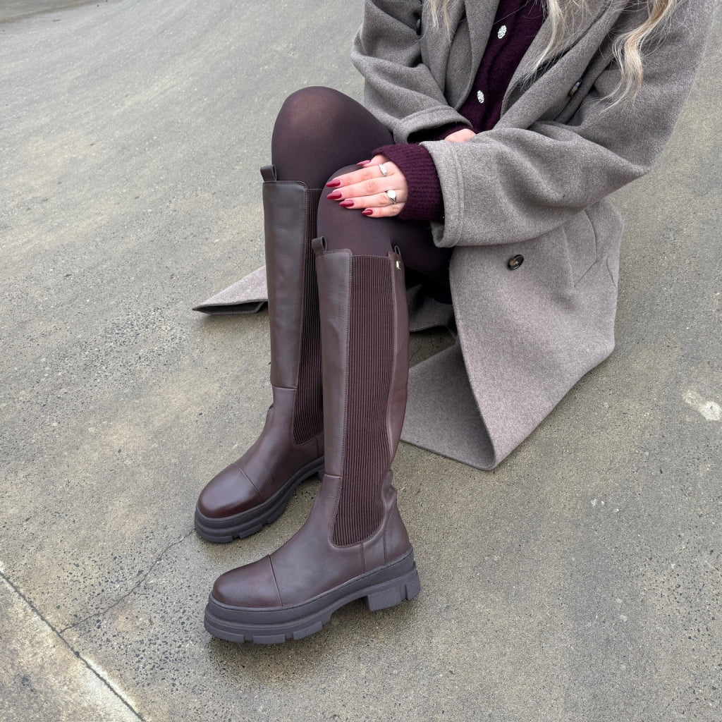 COPENHAGEN SHOES FOLLOW ME AND MORE Long boot 0018 DK BROWN