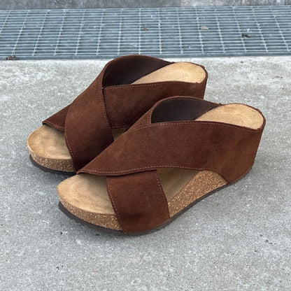 COPENHAGEN SHOES FRANCES 23 Suede Sandalen met sleehak 00066 DARK BROWN (MARRONE 417)