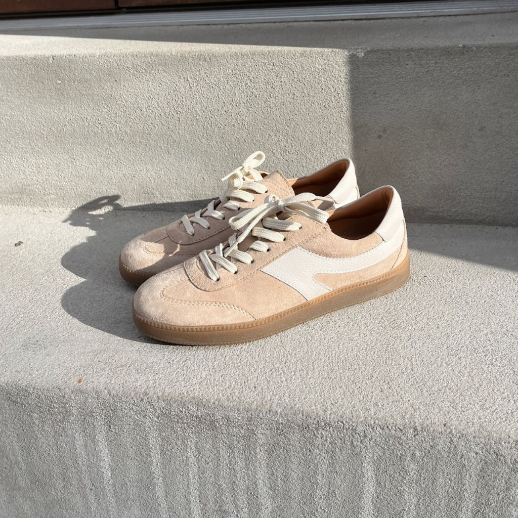 COPENHAGEN SHOES FREAK OUT Sneakers 901 Light beige