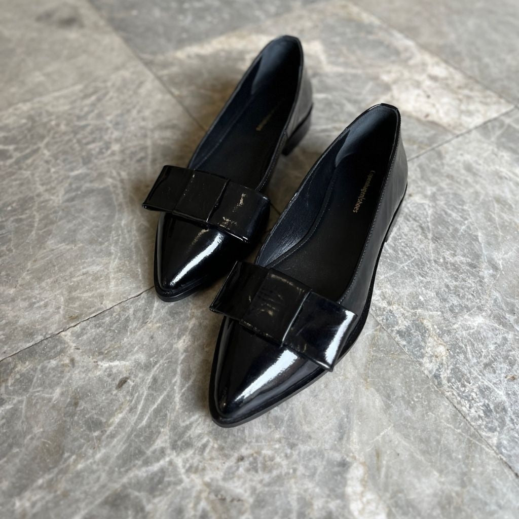 COPENHAGEN SHOES KEEP DREAMING PATENT Ballerinas 0001 BLACK
