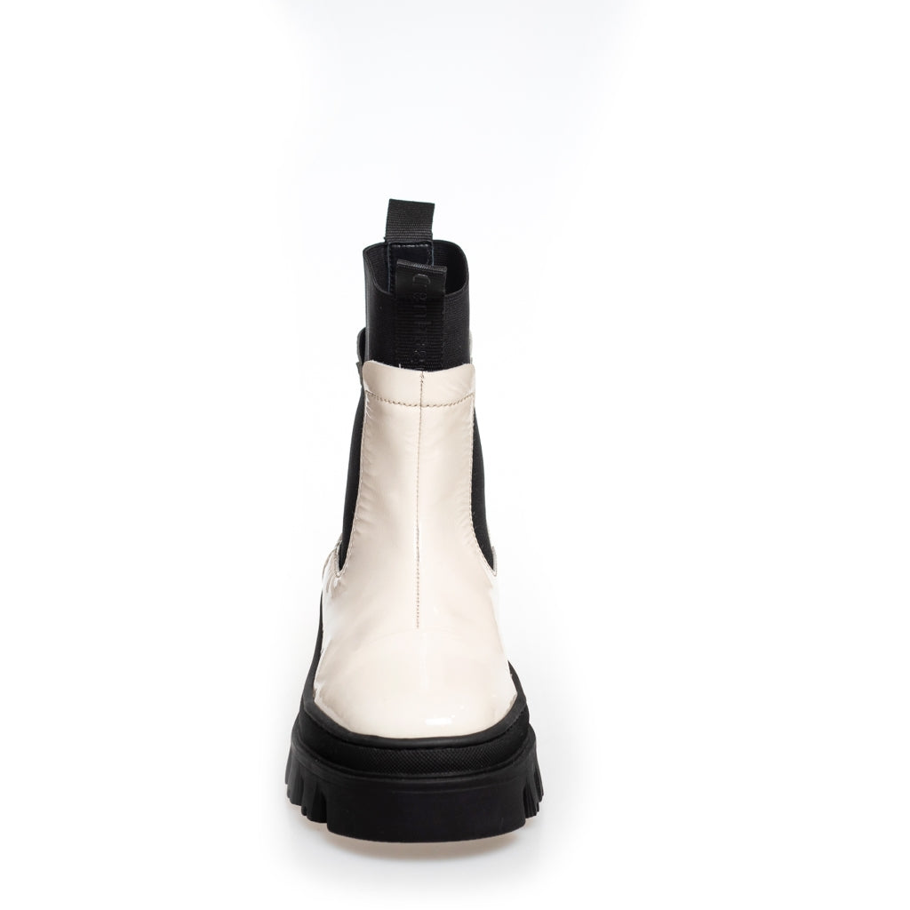 COPENHAGEN SHOES KEEP GOING PATENT Laarzen 068 Cream