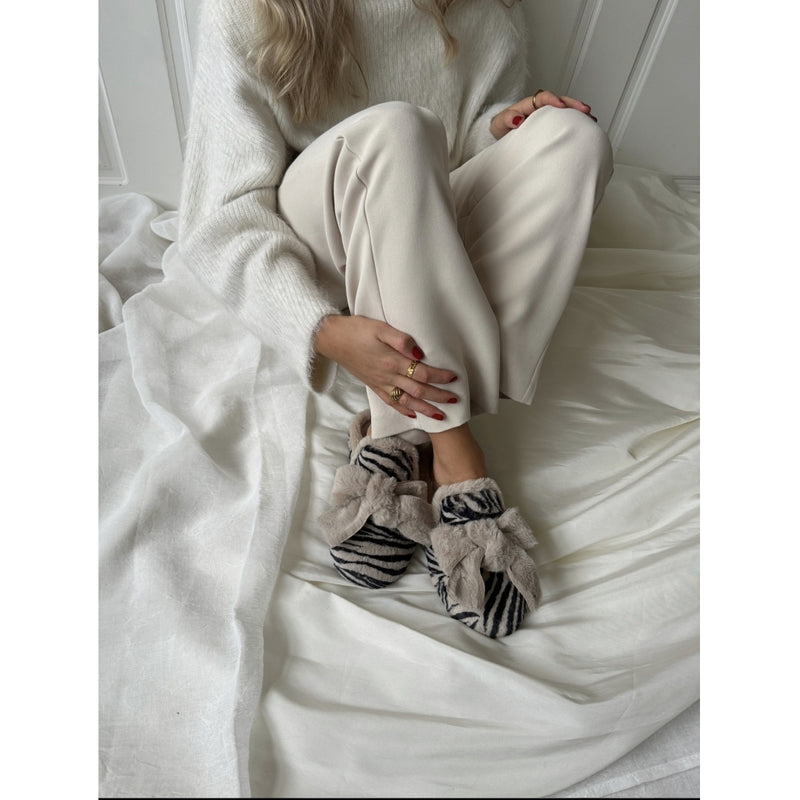 COPENHAGEN SHOES MAYBE ONE DAY Homeslipper 100 Black Zebra