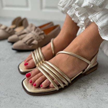 COPENHAGEN SHOES ME AND YOU - GOLD Sandalen 371 PLATINO