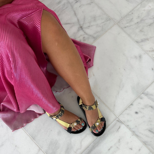 COPENHAGEN SHOES PEACE WITH PEARL 23 Sandal 0088 YELLOW/BLACK