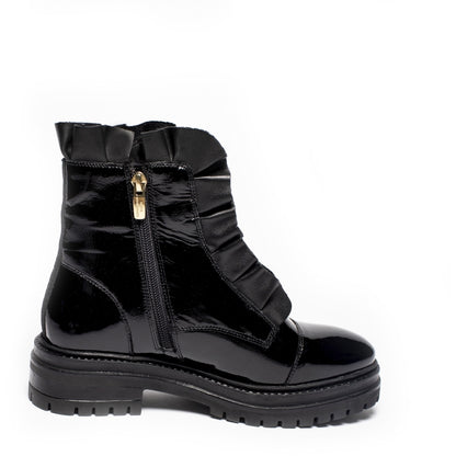 COPENHAGEN SHOES PRETTY ALL PATENT Copenhagenshoes by Josefine Valentin Laarzen 038 Black patent