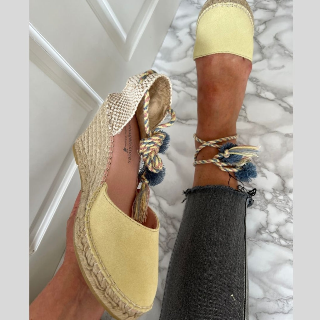 COPENHAGEN SHOES Sienna Copenhagenshoes by Josefine Valentin Sandalen met sleehak 191 Yellow