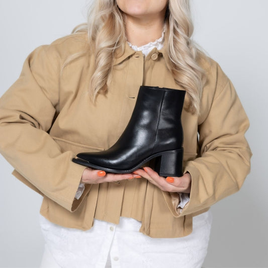 COPENHAGEN SHOES THE EMELY BOOT Laarzen 0001 BLACK