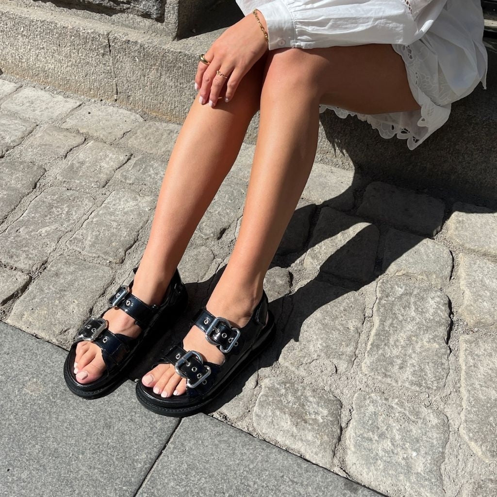 COPENHAGEN SHOES THE MAGICAL PATENT Sandalen 0011 BLACK PATENT