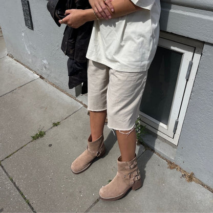 COPENHAGEN SHOES THE MAGIC MOVE SUEDE Laarzen 0057 TAUPE