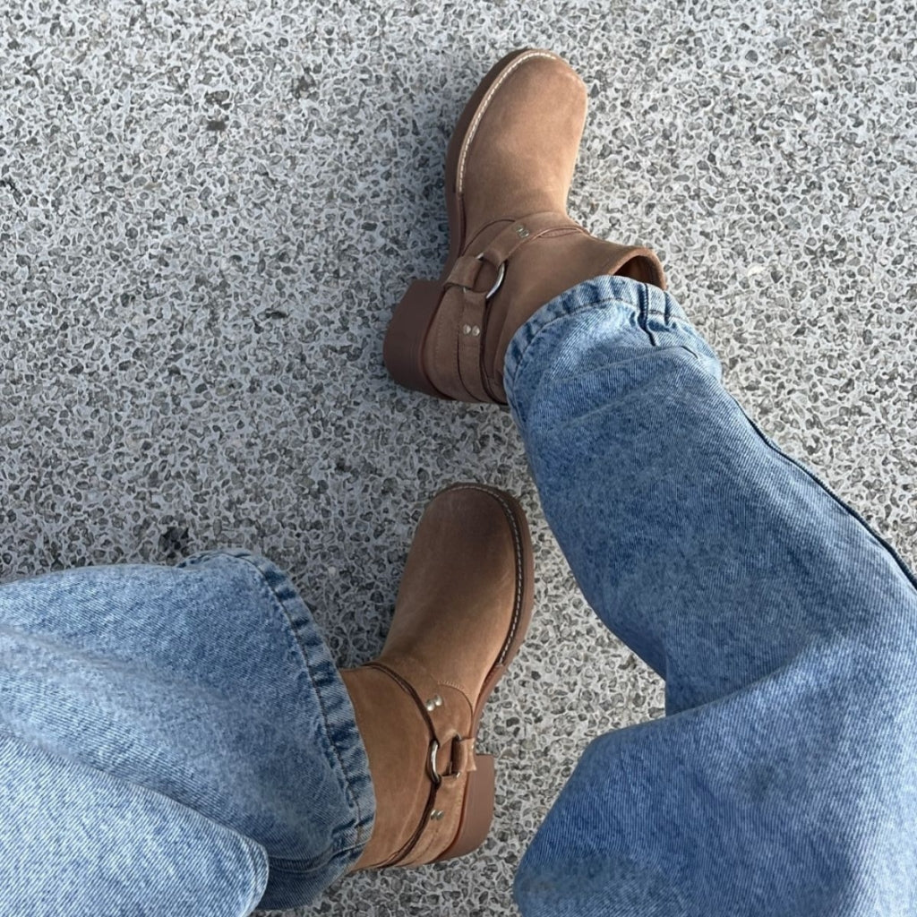 COPENHAGEN SHOES THE MAGIC MOVE SUEDE Laarzen 0057 TAUPE