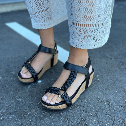 COPENHAGEN SHOES WOVEN LADY Sandalen met sleehak 0001 BLACK