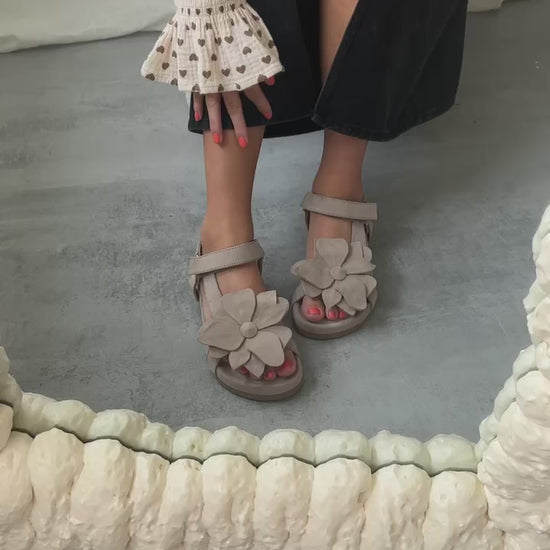 COPENHAGEN SHOES MY FLOWERS Sandalen 0301 BISCUIT