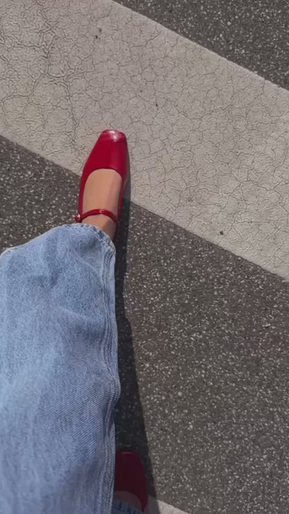 COPENHAGEN SHOES ALL FOR LOVE-PATENT Ballerinas 0016 RED