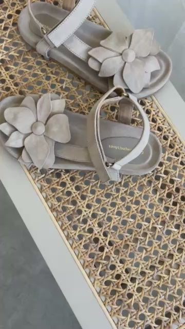 COPENHAGEN SHOES MY FLOWERS Sandalen 0301 BISCUIT