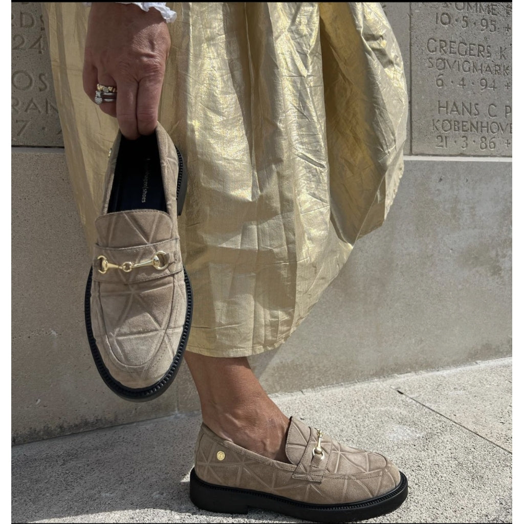 COPENHAGEN SHOES FOLLOW THE LEADER SUEDE Loafers 282 SAND